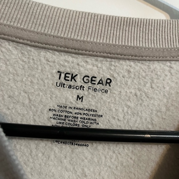 Tek Gear Ultrasoft Fleece Sweatshirt - Picture 2 of 3